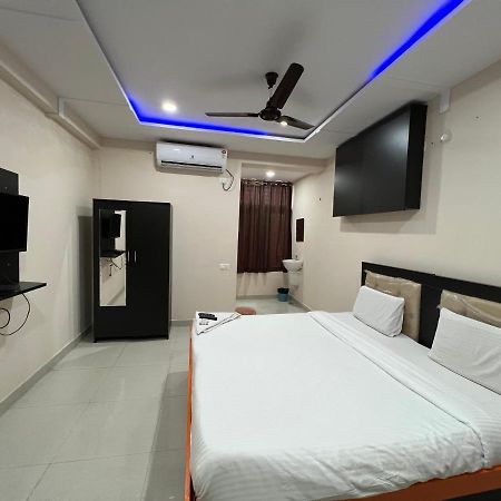 5 Star Grand Hotel Shamshabad Exterior photo