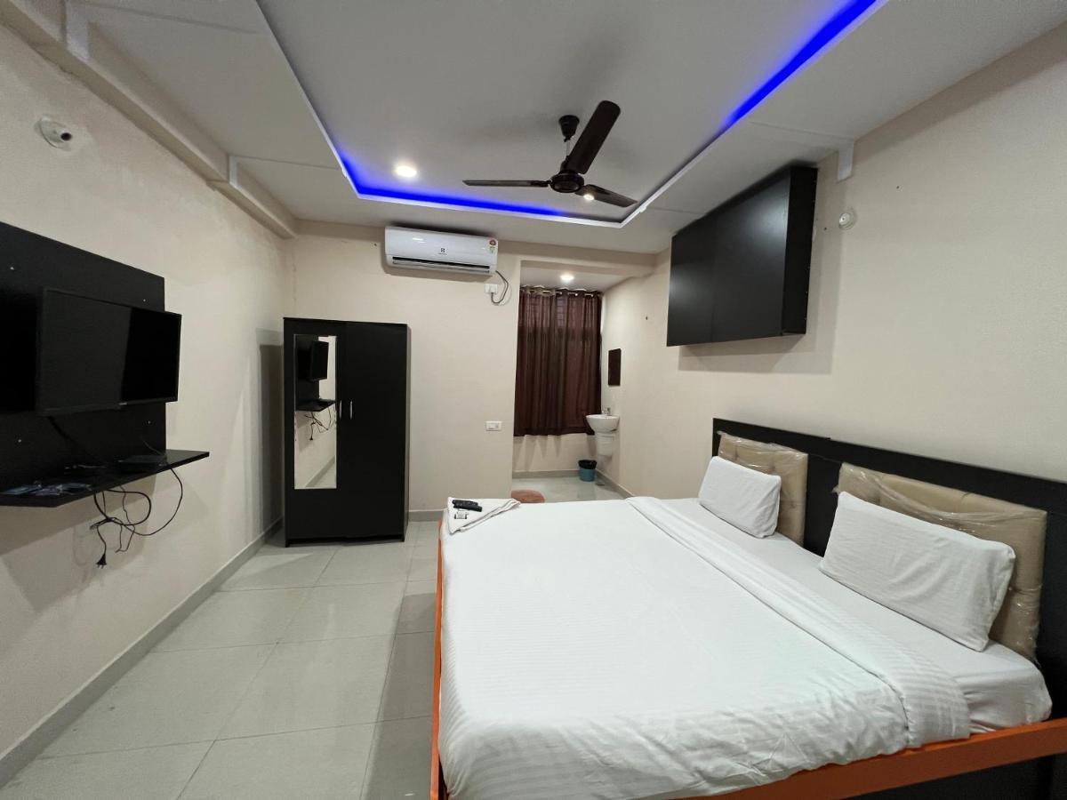5 Star Grand Hotel Shamshabad Exterior photo